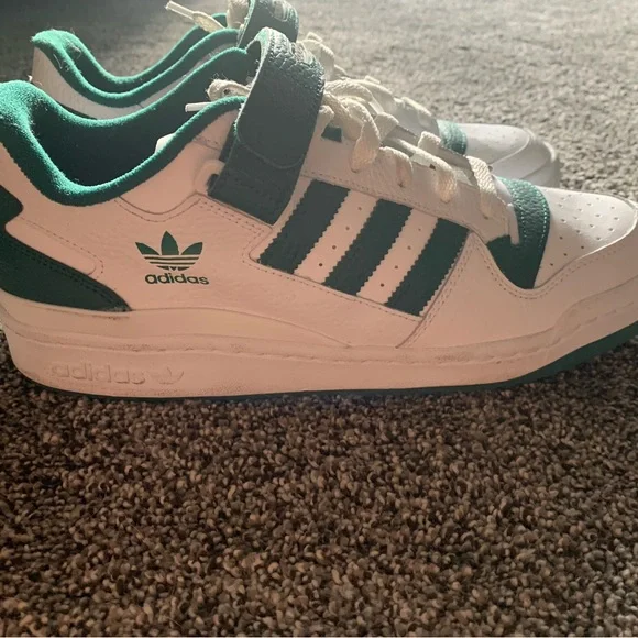 adidas gazelle silver green womens adidas Men's The Grinch X adidas Forum Low "Green"